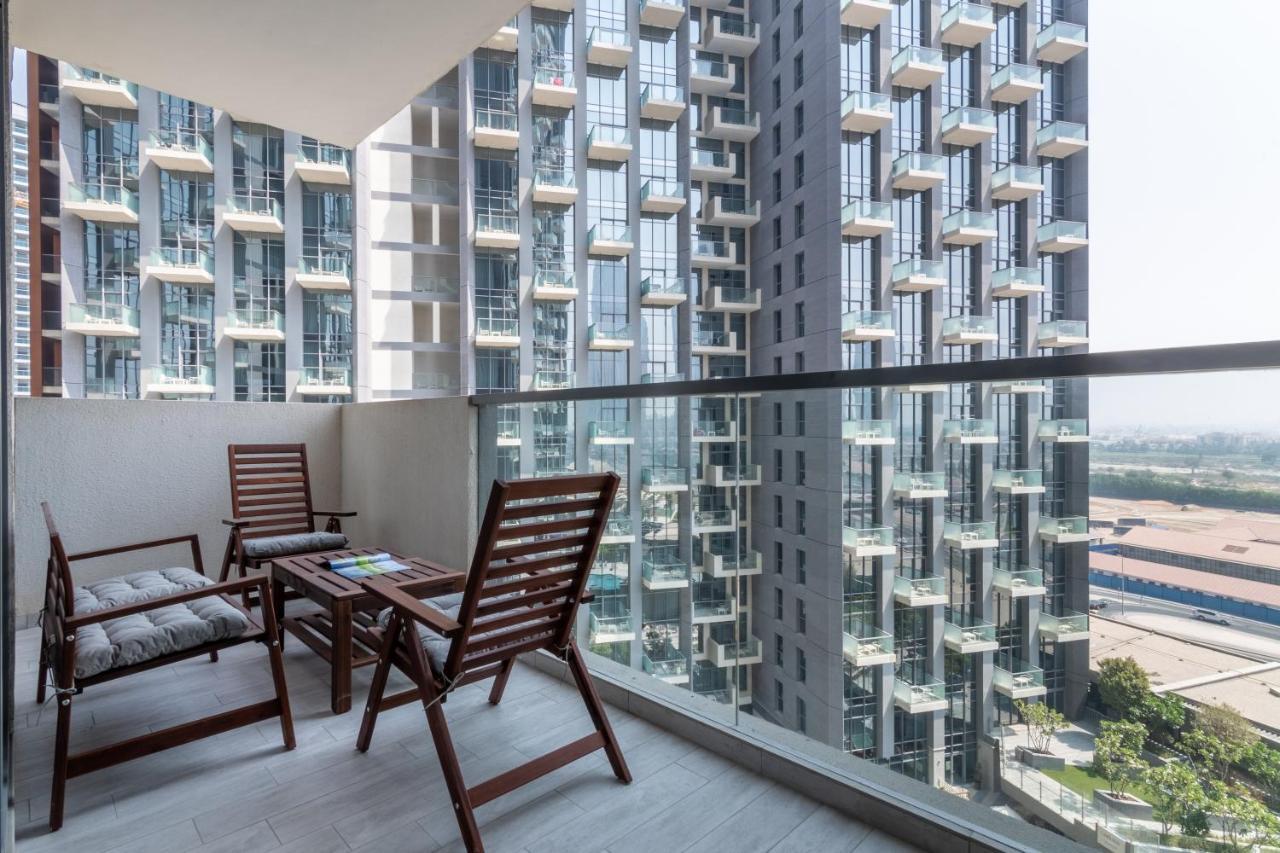 Eden'S Homes & Villas - Millennium Atria Residences Дубай Екстер'єр фото